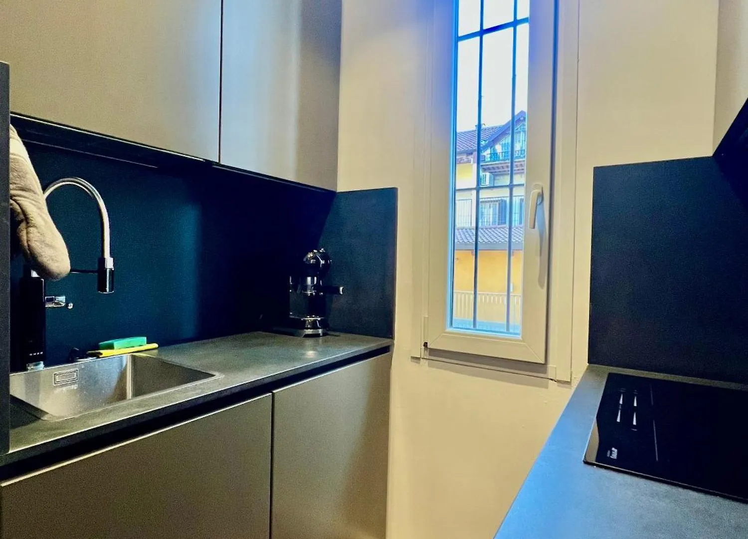 Ferienwohnung Big Luxury - California M4 Mailand Apartment